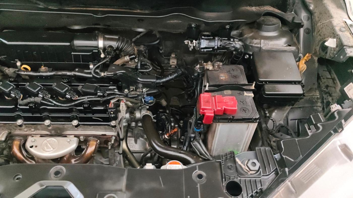 2019 Maruti XL6 ALPHA AT, Petrol, Automatic, 1,28,249 km, Engine View - Left