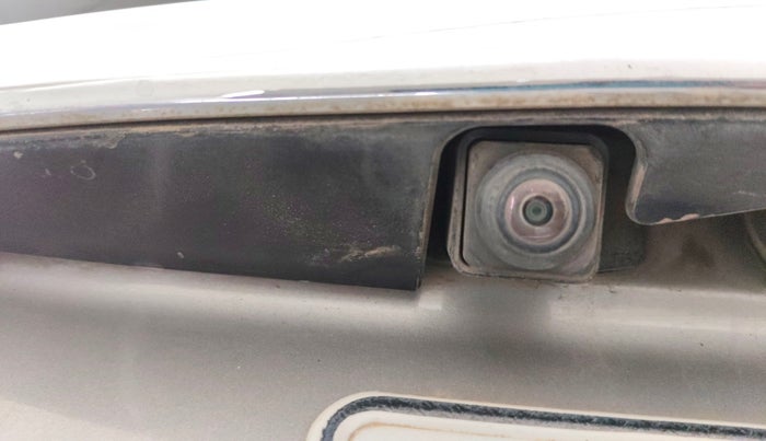 2019 Maruti XL6 ALPHA AT, Petrol, Automatic, 1,28,249 km, Parking Camera