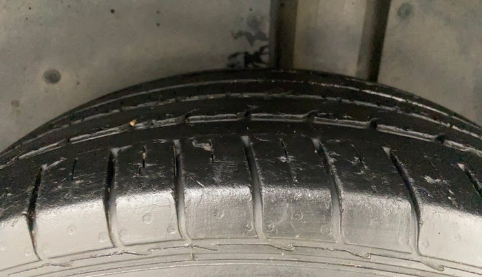 2020 MG HECTOR SHARP 1.5 DCT PETROL, Petrol, Automatic, 55,007 km, Left Rear Tyre Tread