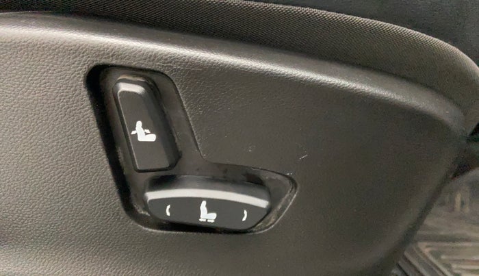 2020 MG HECTOR SHARP 1.5 DCT PETROL, Petrol, Automatic, 55,007 km, Driver Side Adjustment Panel