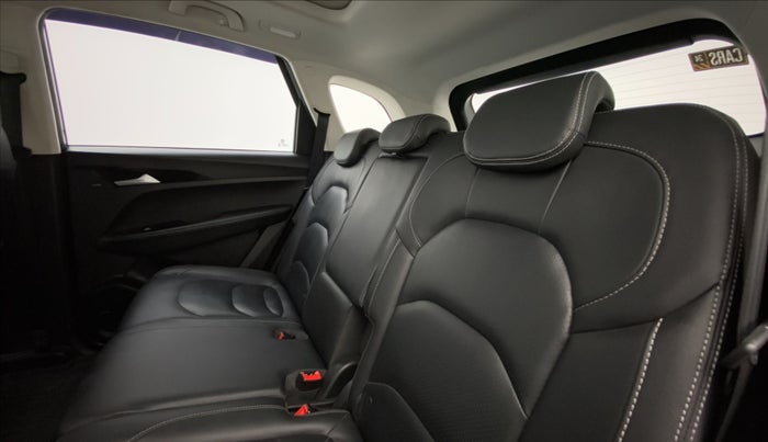 2020 MG HECTOR SHARP 1.5 DCT PETROL, Petrol, Automatic, 55,007 km, Right Side Rear Door Cabin
