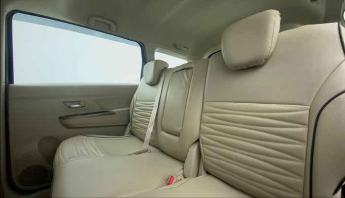 2020 Maruti Ertiga ZXI Plus SHVS, Petrol, Manual, 21,634 km, Right Side Rear Door Cabin