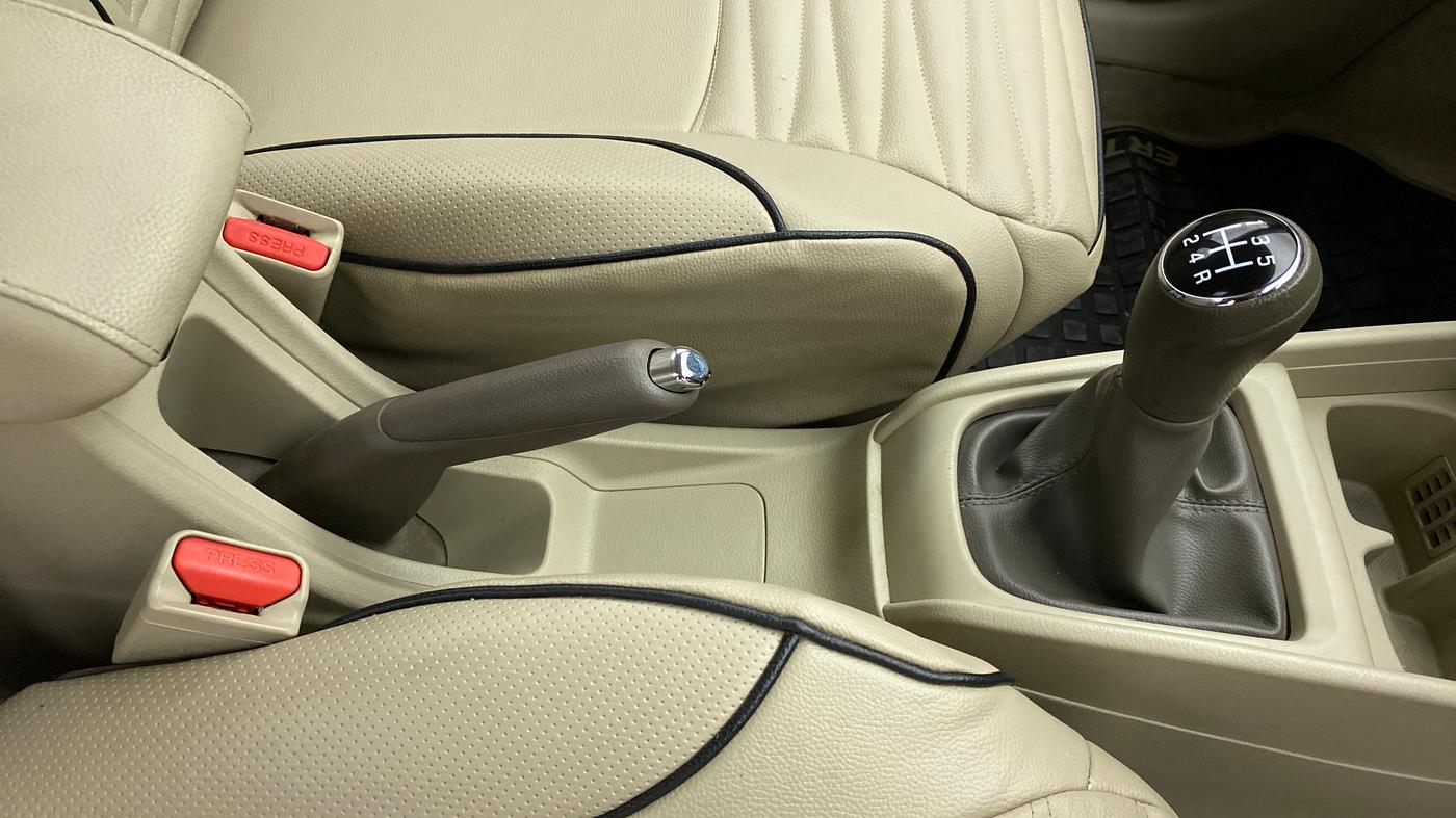 2020 Maruti Ertiga ZXI Plus SHVS, Petrol, Manual, 21,634 km, Gear Lever