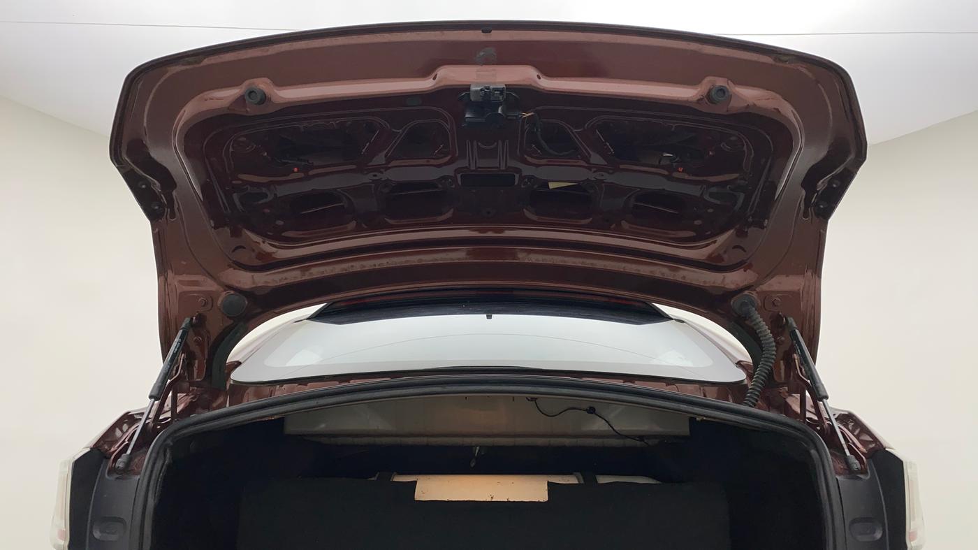 2022 Tata TIGOR XZ PLUS PETROL, CNG, Manual, 60,743 km, Boot Door Open