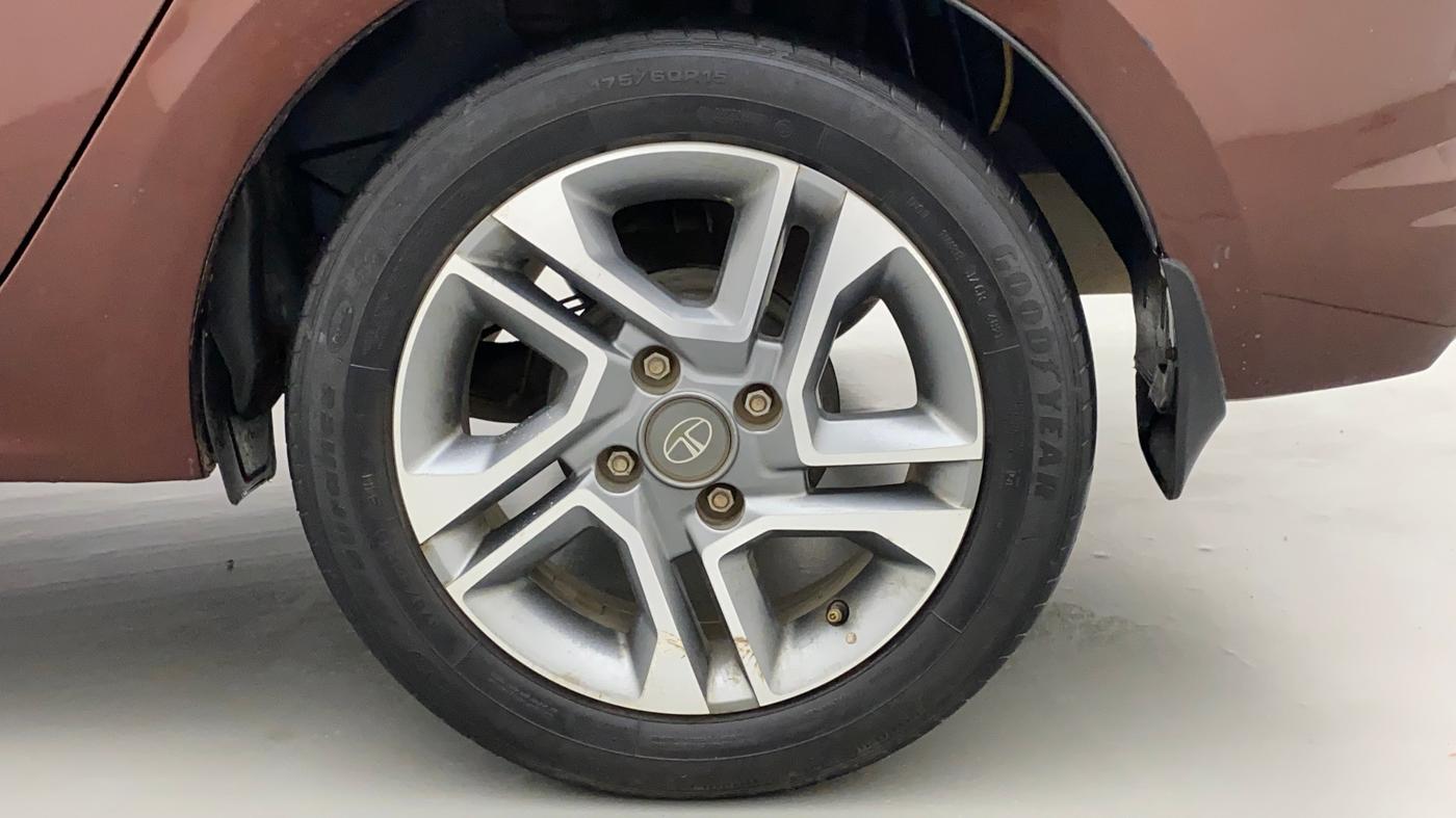 2022 Tata TIGOR XZ PLUS PETROL, CNG, Manual, 60,743 km, Left Rear Wheel