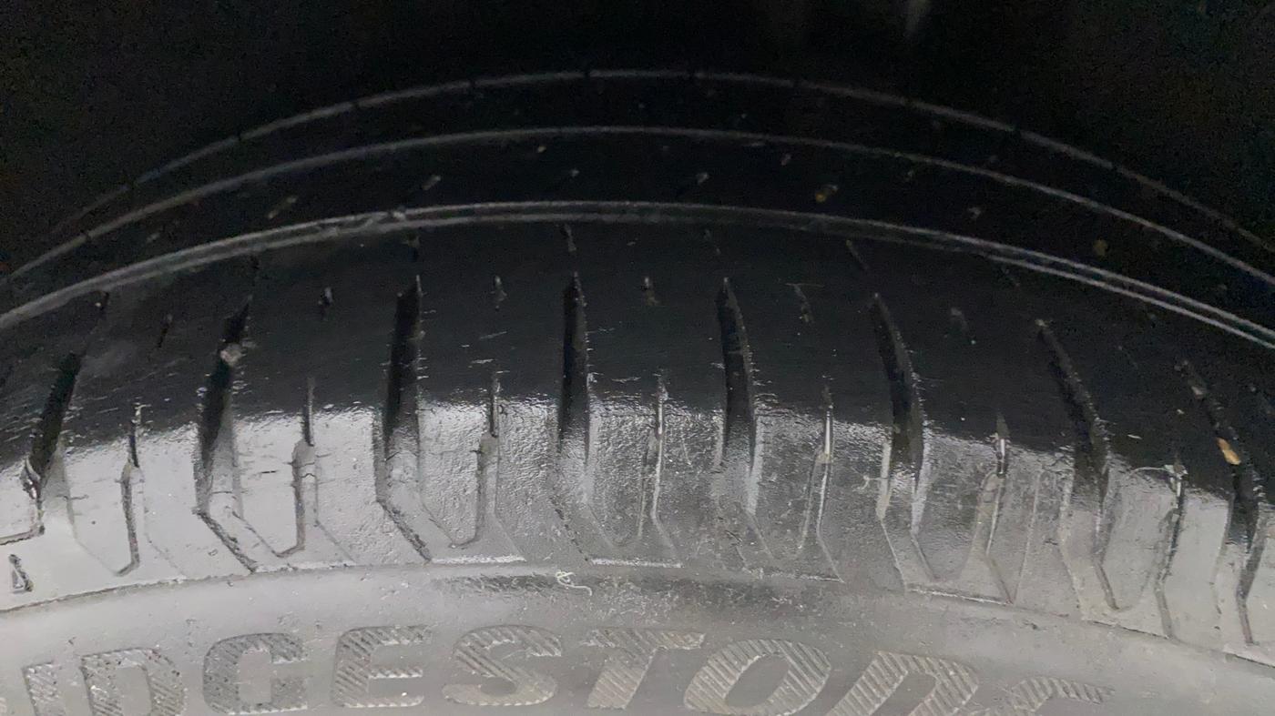 2016 Maruti Baleno ZETA CVT PETROL 1.2, Petrol, Automatic, 69,154 km, Left Rear Tyre Tread