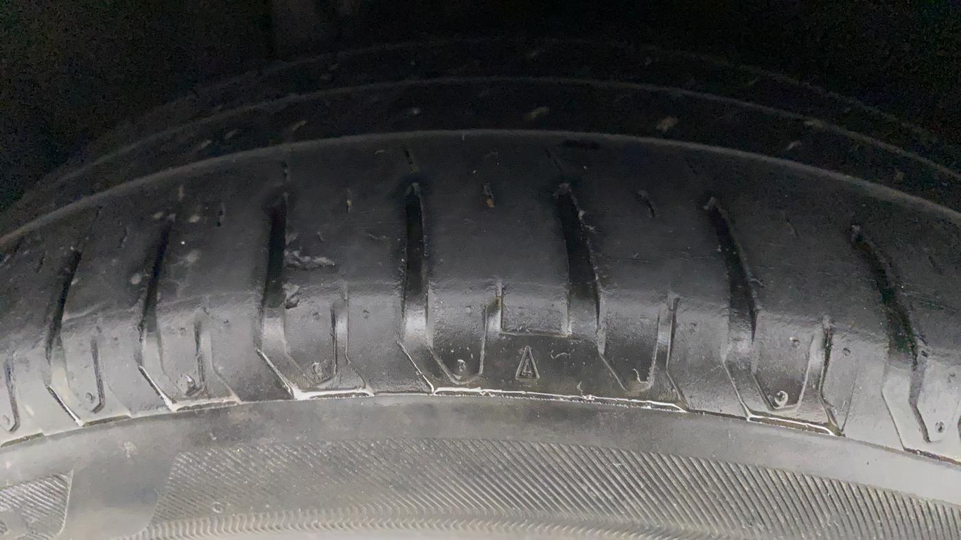 2016 Maruti Baleno ZETA CVT PETROL 1.2, Petrol, Automatic, 69,154 km, Right Rear Tyre Tread