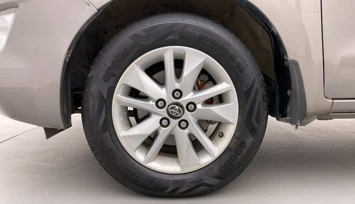 2017 Toyota Innova Crysta 2.8 ZX AT 7 STR, Diesel, Automatic, 90,942 km, Left Front Wheel