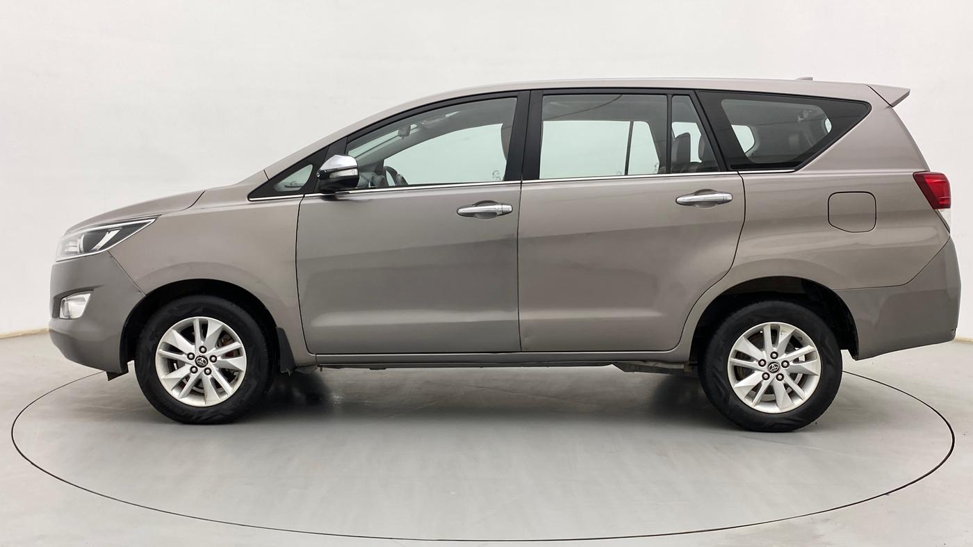 2017 Toyota Innova Crysta 2.8 ZX AT 7 STR, Diesel, Automatic, 90,942 km, Left Side