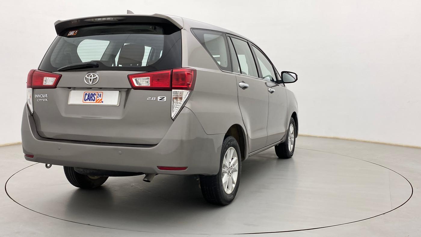 2017 Toyota Innova Crysta 2.8 ZX AT 7 STR, Diesel, Automatic, 90,942 km, Right Back Diagonal