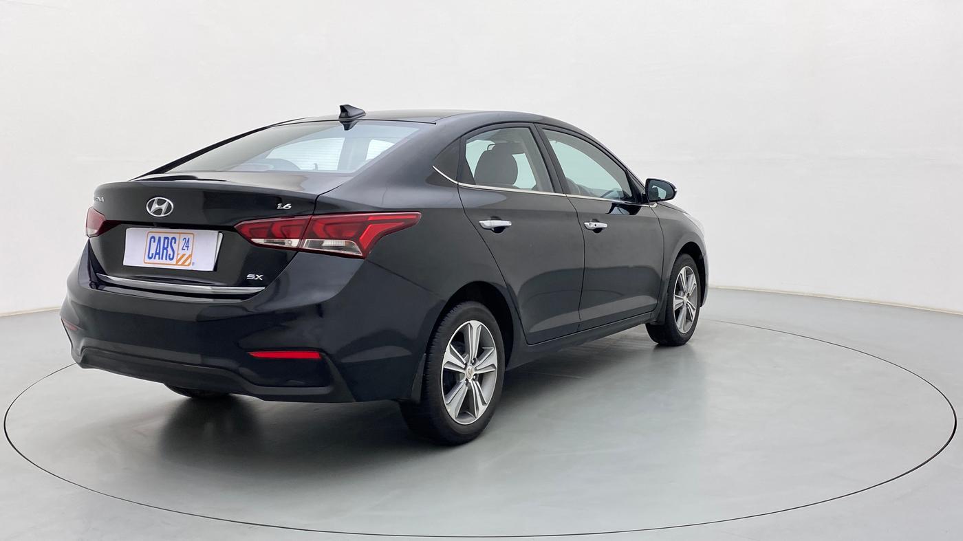 2018 Hyundai Verna 1.6 SX VTVT AT (O), Petrol, Automatic, 32,003 km, Right Back Diagonal