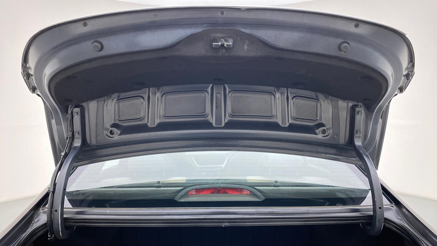 2018 Hyundai Verna 1.6 SX VTVT AT (O), Petrol, Automatic, 32,003 km, Boot Door Open
