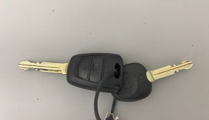 2019 Hyundai Grand i10 MAGNA 1.2 KAPPA VTVT, Petrol, Manual, 46,830 km, Key Close Up