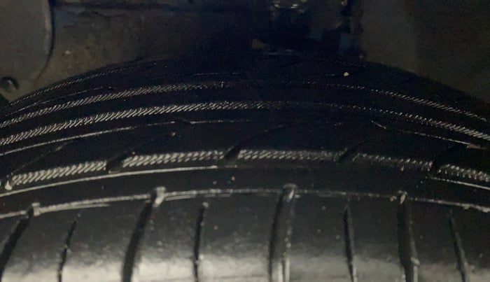 2019 Hyundai Grand i10 MAGNA 1.2 KAPPA VTVT, Petrol, Manual, 46,830 km, Left Front Tyre Tread