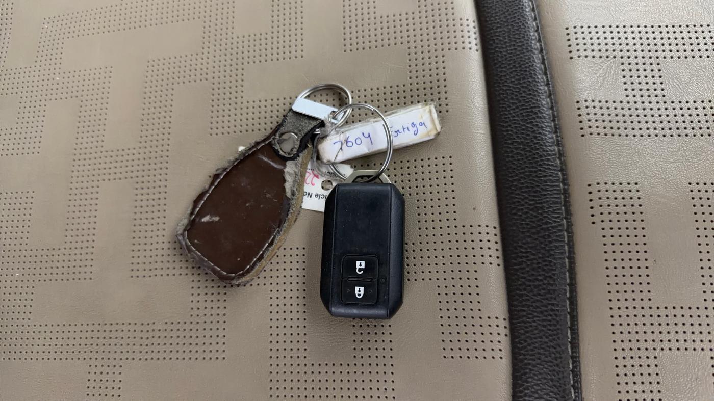 2021 Maruti Ertiga ZXI+ SHVS, Petrol, Manual, 40,633 km, Key Close Up