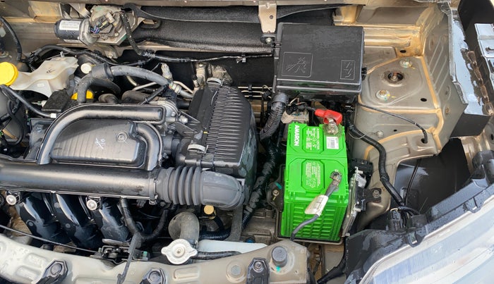 2020 Renault Kwid RXT 1.0 (O), Petrol, Manual, 22,444 km, Engine View - Left