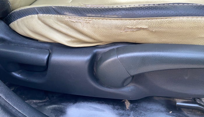 2017 Honda Jazz 1.2L I-VTEC VX, Petrol, Manual, 15,677 km, Driver Side Adjustment Panel