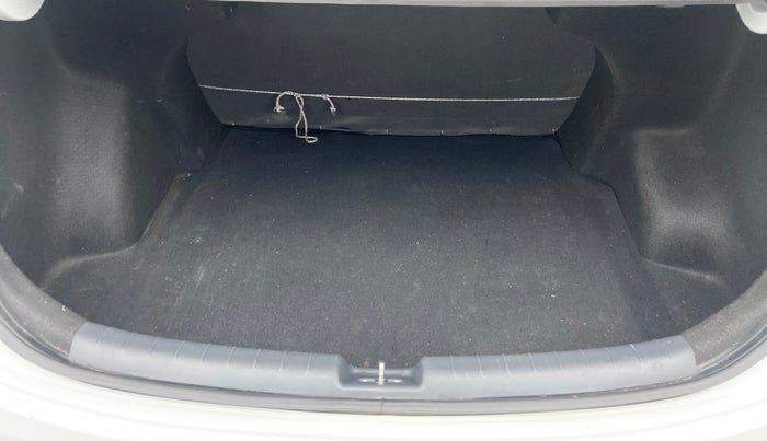 2021 Hyundai AURA S 1.2 Kappa MT, Petrol, Manual, 5,332 km, Boot Inside