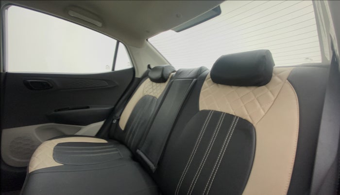 2021 Hyundai AURA S 1.2 Kappa MT, Petrol, Manual, 5,332 km, Right Side Rear Door Cabin