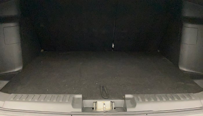 2017 Maruti Vitara Brezza ZDI, Diesel, Manual, 96,958 km, Boot Inside