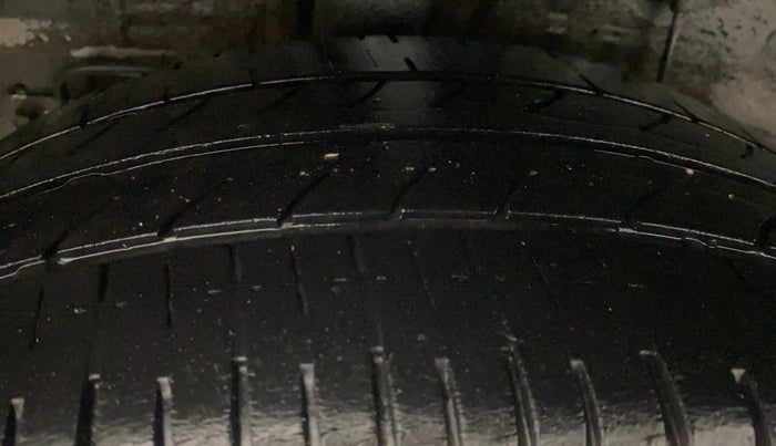 2016 Hyundai Elite i20 ASTA 1.2, Petrol, Manual, 50,475 km, Right Rear Tyre Tread