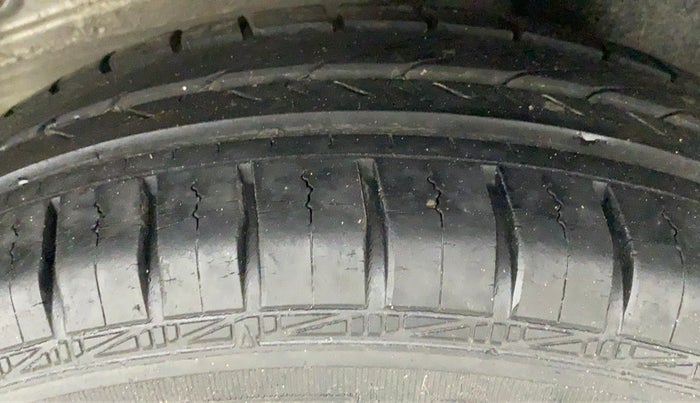 2011 Toyota Etios G SP, Petrol, Manual, 15,598 km, Left Rear Tyre Tread