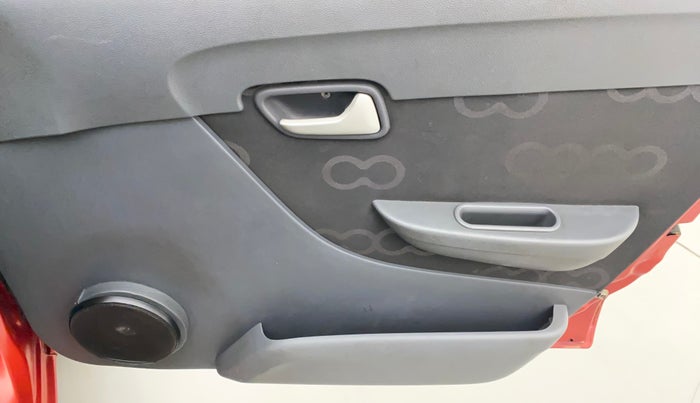 2014 Maruti Alto 800 LXI, Petrol, Manual, 78,276 km, Driver Side Door Panels Control