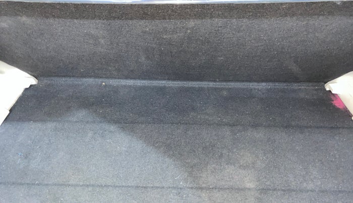 2023 Mahindra XUV300 W4 1.2 PETROL, Petrol, Manual, 8,022 km, Boot Inside