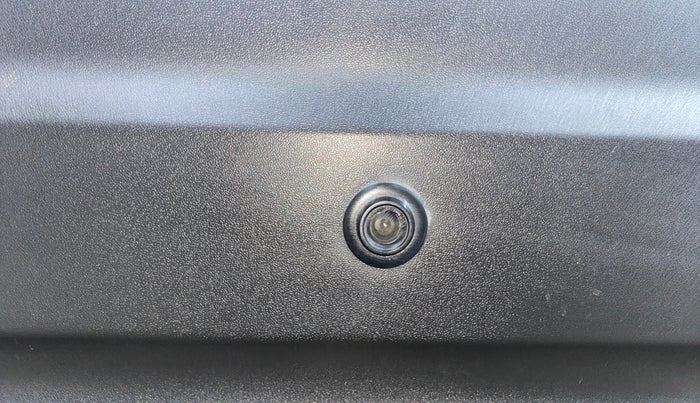 2023 Mahindra XUV300 W4 1.2 PETROL, Petrol, Manual, 8,022 km, Parking Camera