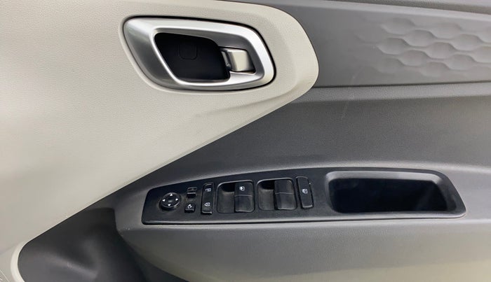 2021 Hyundai GRAND I10 NIOS SPORTZ AMT 1.2 KAPPA VTVT, Petrol, Automatic, 72,467 km, Driver Side Door Panels Control