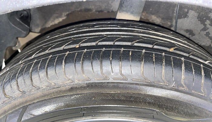 2021 Hyundai GRAND I10 NIOS SPORTZ AMT 1.2 KAPPA VTVT, Petrol, Automatic, 72,467 km, Right Rear Tyre Tread