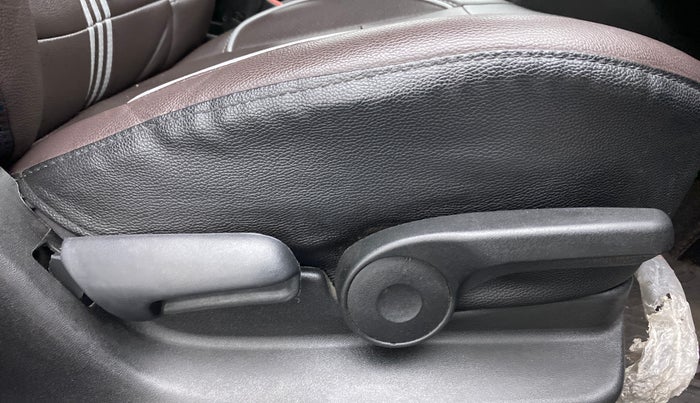 2021 Toyota URBAN CRUISER PREMIUM GRADE MT, Petrol, Manual, 43,756 km, Driver Side Adjustment Panel