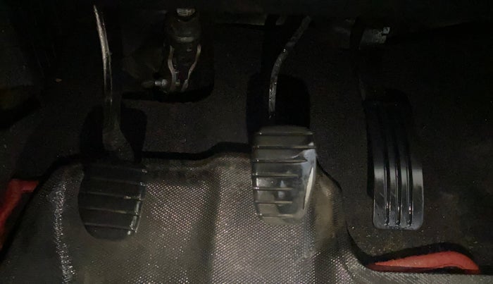 2021 Renault Duster RXZ 1.5 PETROL MT, Petrol, Manual, 51,098 km, Pedals