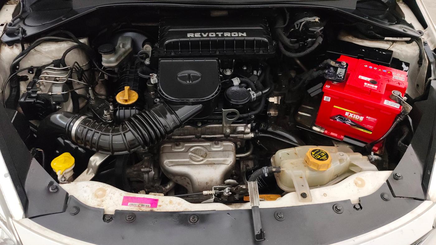 2017 Tata Tiago XZA PETROL, Petrol, Automatic, 58,410 km, Engine View