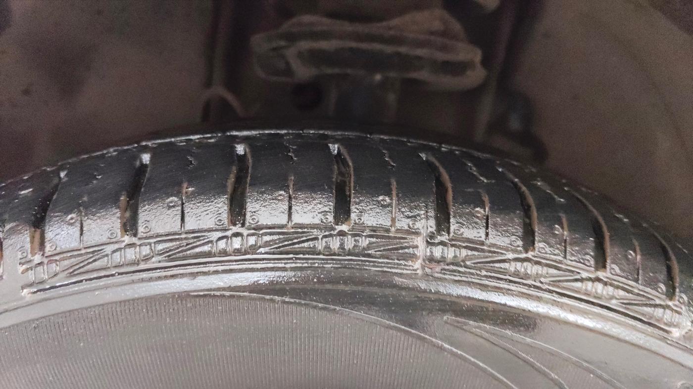 2017 Tata Tiago XZA PETROL, Petrol, Automatic, 58,410 km, Left Front Tyre Tread