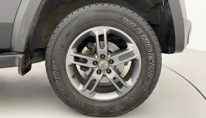 2021 Mahindra Thar LX PETROL HT 4WD AT, Petrol, Automatic, 25,178 km, Right Front Wheel
