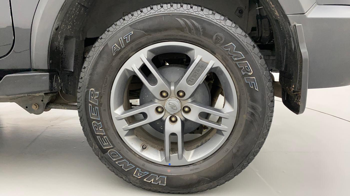 2021 Mahindra Thar LX PETROL HT 4WD AT, Petrol, Automatic, 25,178 km, Left Rear Wheel