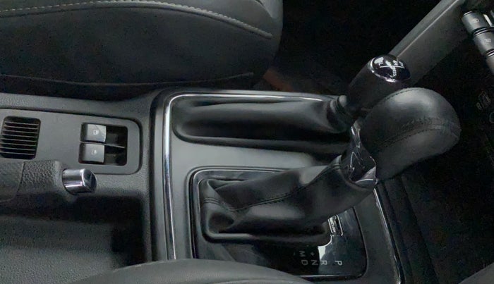 2021 Mahindra Thar LX PETROL HT 4WD AT, Petrol, Automatic, 25,178 km, Gear Lever