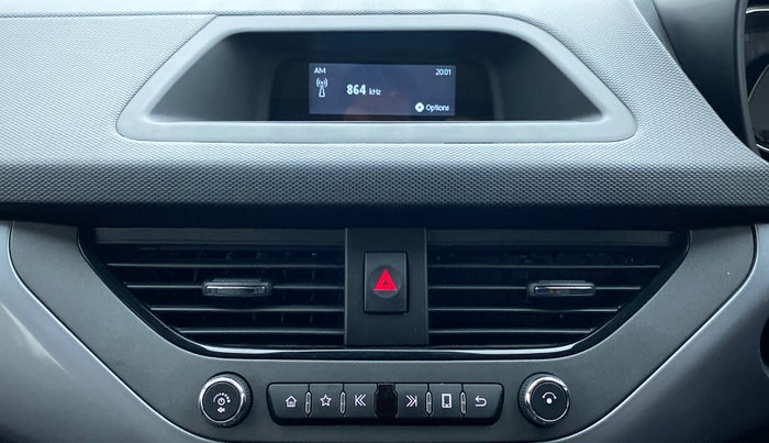 2022 Tata NEXON XM SUNROOF 1.2 RTN, Petrol, Manual, 4,446 km, Infotainment System