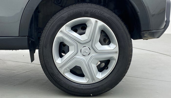 2022 Tata NEXON XM SUNROOF 1.2 RTN, Petrol, Manual, 4,446 km, Left Rear Wheel