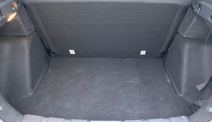 2022 Tata NEXON XM SUNROOF 1.2 RTN, Petrol, Manual, 4,446 km, Boot Inside