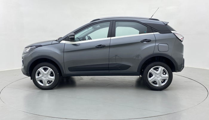 2022 Tata NEXON XM SUNROOF 1.2 RTN, Petrol, Manual, 4,446 km, Left Side