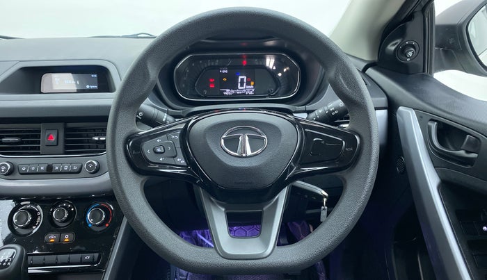 2022 Tata NEXON XM SUNROOF 1.2 RTN, Petrol, Manual, 4,446 km, Steering Wheel Close Up