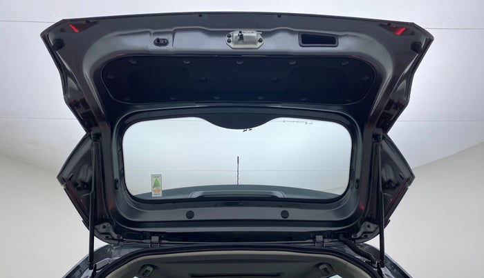 2022 Tata NEXON XM SUNROOF 1.2 RTN, Petrol, Manual, 4,446 km, Boot Door Open