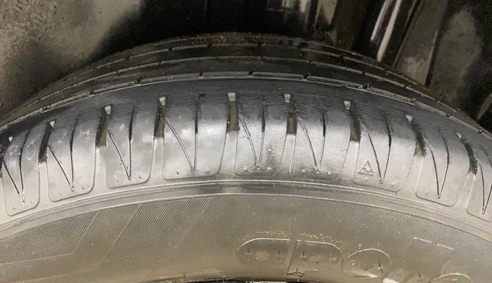 2020 Toyota URBAN CRUISER HIGH GRADE MT, Petrol, Manual, 44,175 km, Left Rear Tyre Tread