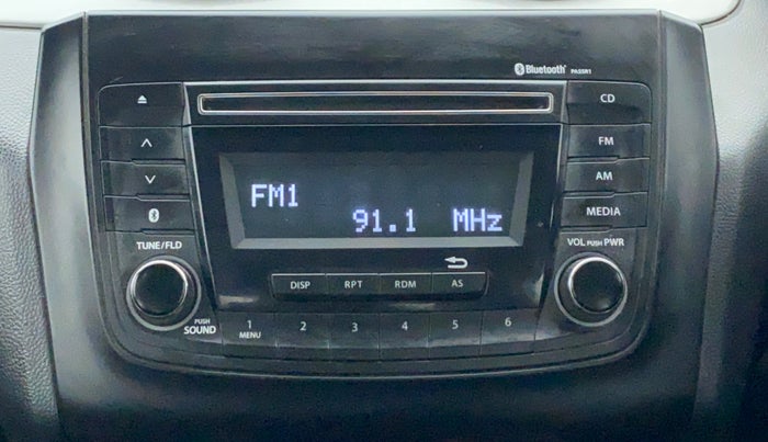 2018 Maruti Swift VXI AMT D, Petrol, Automatic, 57,276 km, Infotainment System