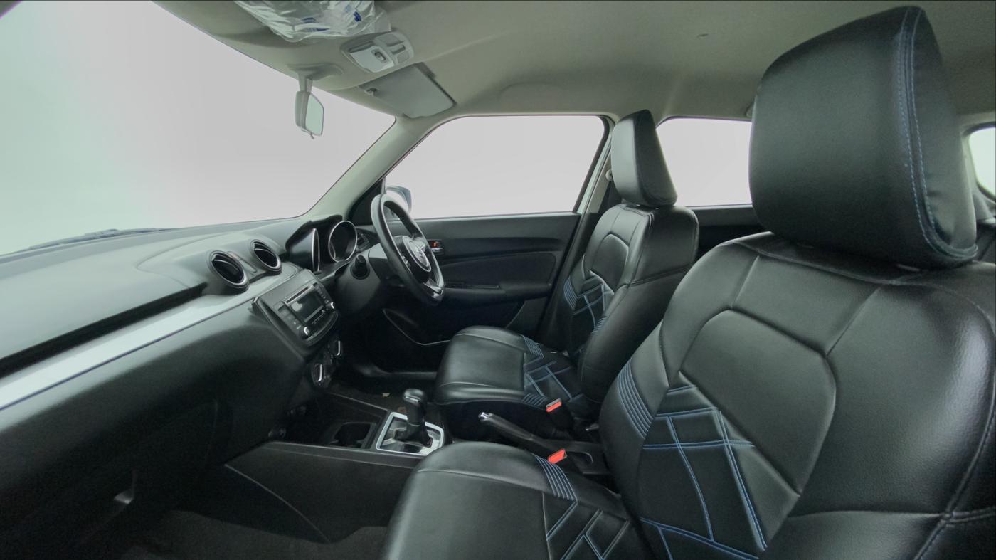 2018 Maruti Swift VXI AMT D, Petrol, Automatic, 57,276 km, Right Side Front Door Cabin