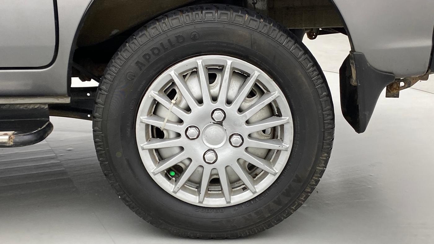 2017 Maruti Eeco 5 STR WITH AC PLUSHTR, Petrol, Manual, 18,722 km, Left Rear Wheel