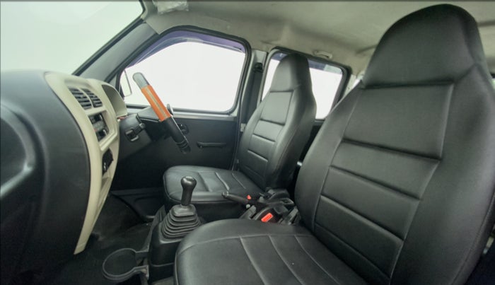 2017 Maruti Eeco 5 STR WITH AC PLUSHTR, Petrol, Manual, 18,722 km, Right Side Front Door Cabin
