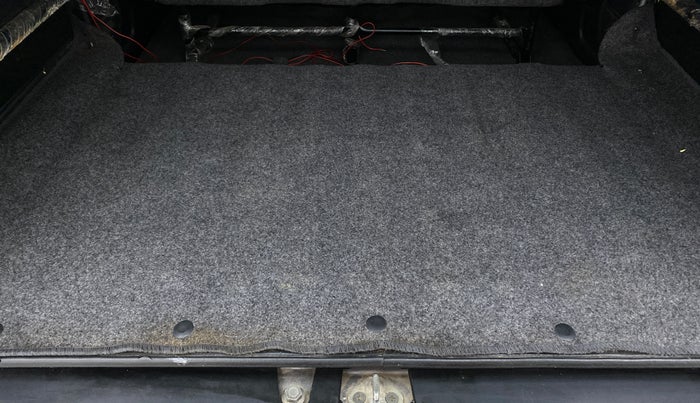 2017 Maruti Eeco 5 STR WITH AC PLUSHTR, Petrol, Manual, 18,722 km, Boot Inside